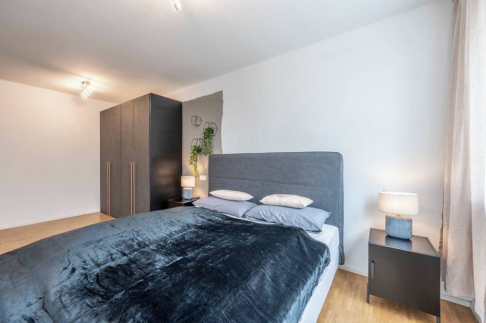 Ganze Wohnung, Exquis 3 Zimmer Design Apartment Louis I Parkplatz I Balkon I Zentrum I Familien in Böblingen, Stuttgart Region