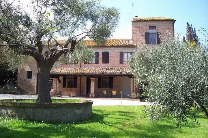 Ferienwohnung für 2 Personen, mit Pool und Garten, mit Haustier