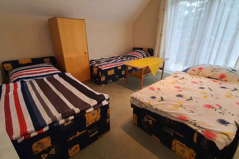 Holiday home with terrace, large garden and internet in Keszthely, Keszthely region