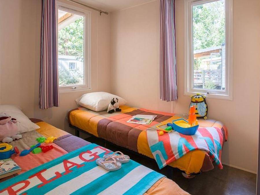 Camping l'Etoile de Mer - Mobilheim 4 personen - Mobilheim „Cocoon“ für 4 Personen, 2 Schlafzimmer, 25 m², ohne Klimaanlage in Sérignan, Mittelmeerküste (Frankreich)