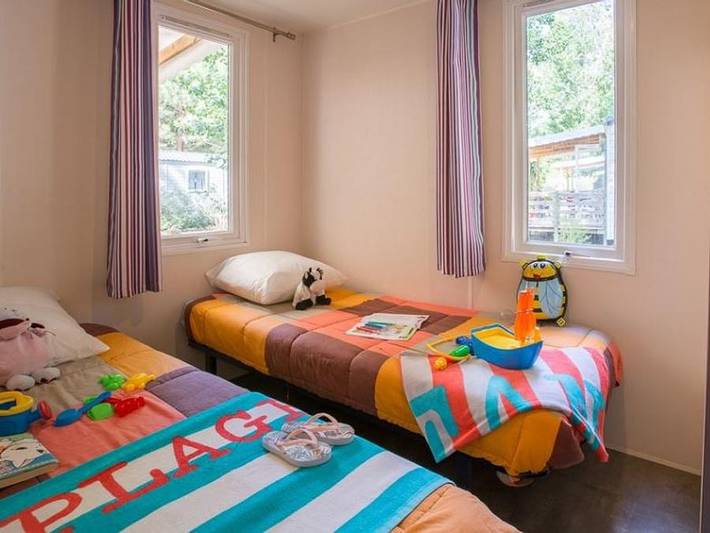 Mobil home pour 4 personnes, avec bassin pour enfant, animaux acceptés dans Serignan Plage - 3