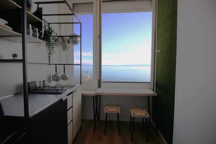 Gîte pour 2 personnes, avec vue et vue sur le lac dans Publier Amphion - 4