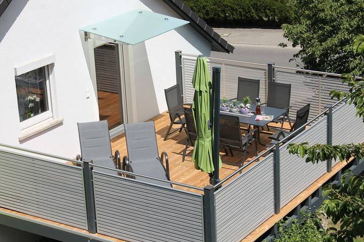 Ferienwohnung für 4 Personen, mit Balkon in Beuren