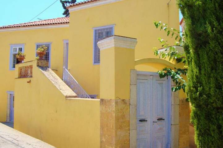 Villa for 9 people, with terrace in Spetses