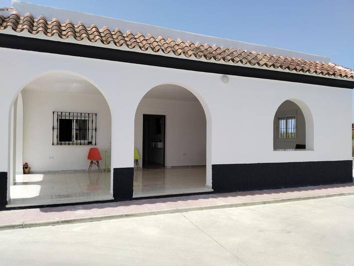 Ferienhaus für 9 Personen, mit Terrasse - 1