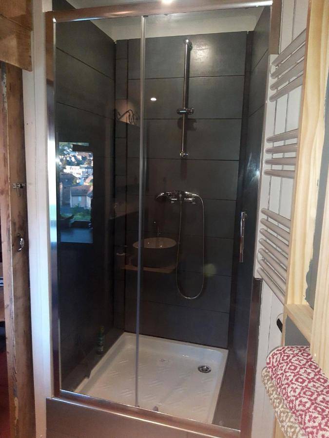 Gîte pour 4 personnes, avec vue ainsi que jardin et terrasse à Mende - 4