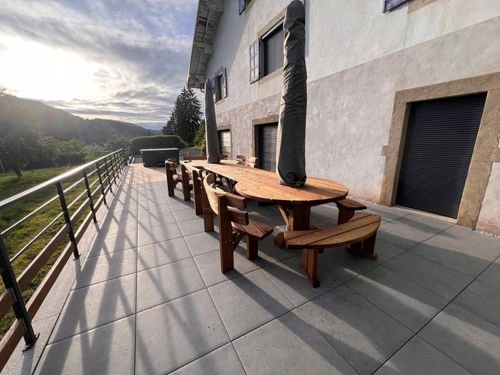 Location de vacances pour 14 personnes, avec vue et jardin à Rupt-sur-Moselle - 3