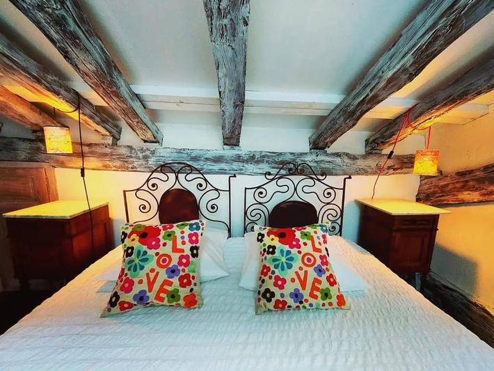 Gîte pour 7 personnes, avec jacuzzi et piscine ainsi que sauna et jardin, adapté aux familles à Sainte-Sabine-Born - 4