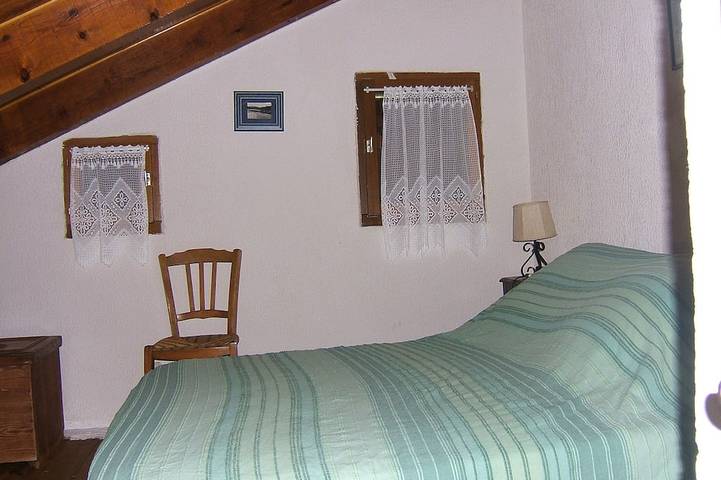 Location de vacances pour 8 personnes, avec balcon et jardin à Monacia-d'Aullène - 4