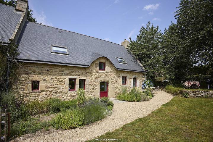 Gîte pour 5 personnes, avec jardin à Languidic