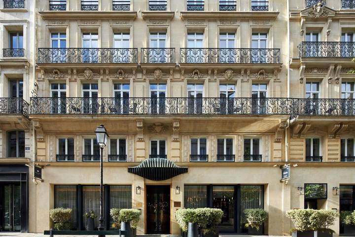 Hôtel pour 4 personnes, avec jardin ainsi que jacuzzi et piscine