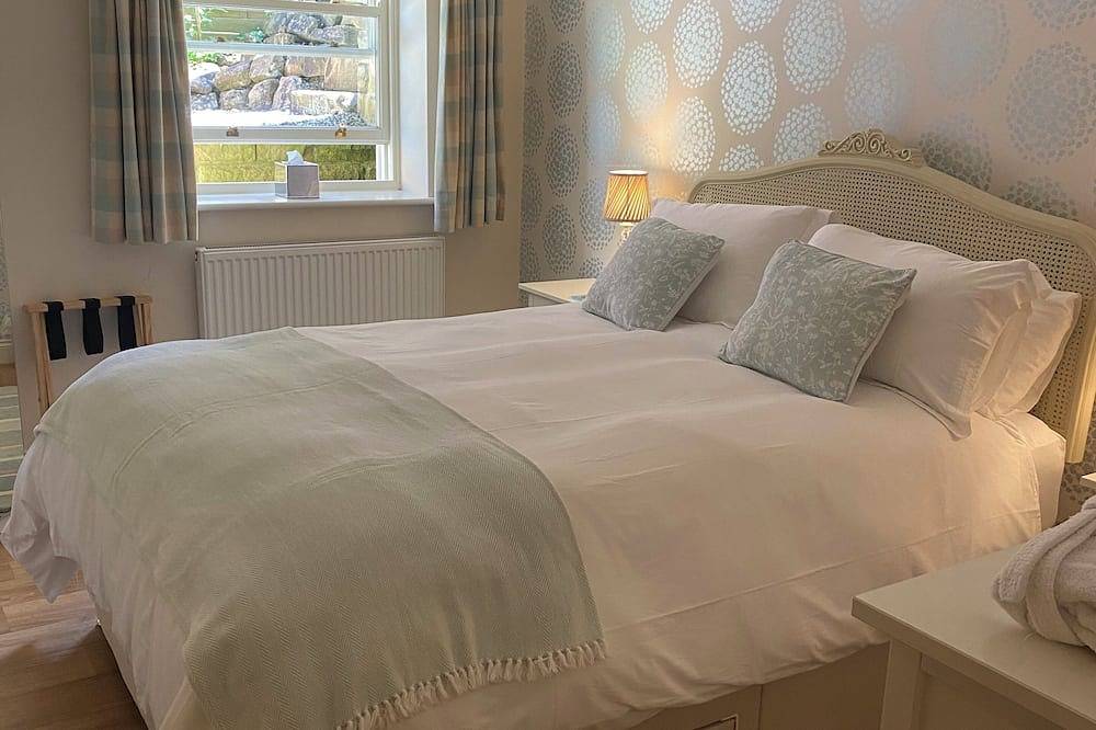 Entire apartment, Delightful, Self-Contained Apartment with easy stroll into Ilkley town centre in Ilkley, West Yorkshire