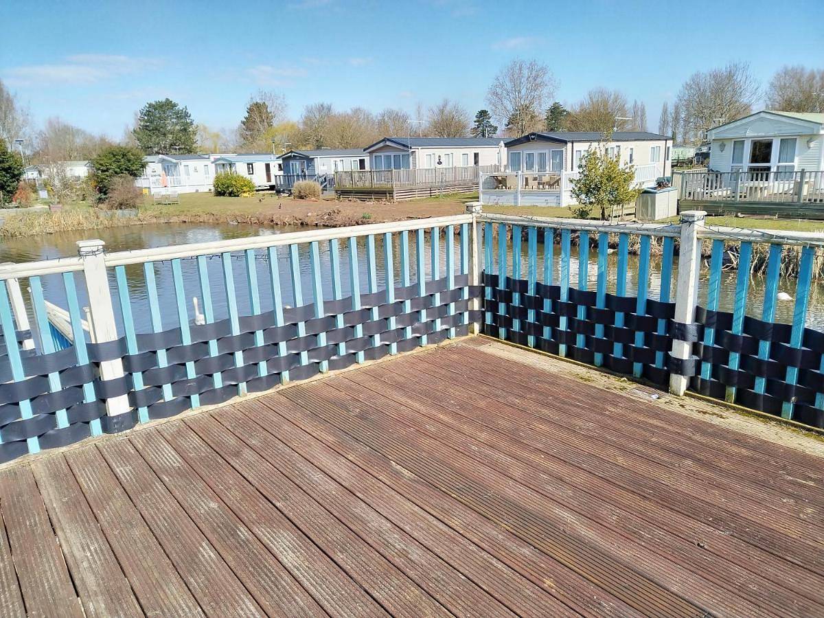 Large double sized lodge ideal for furry friends to stay in Northampton, Northamptonshire