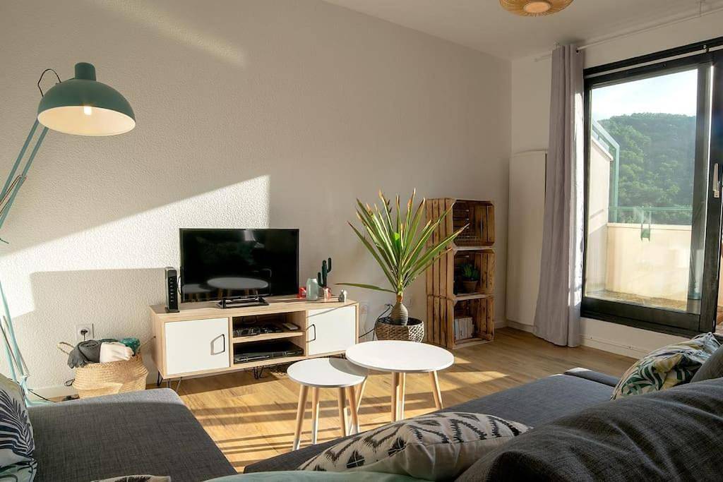 Appartement entier, Ville & Nature, Belle Vue avec Piscine in Chamalières, Parc naturel régional des Volcans d'Auvergne