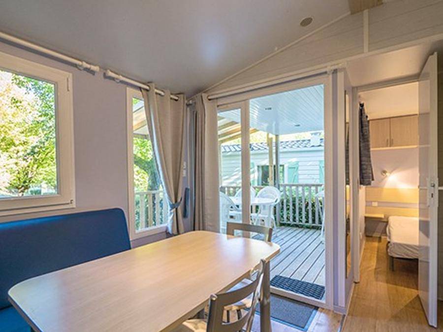 Camping Les Terrasses du Lac  - Mobilheim 4 personen - Mobilheim | Classic | 2 Zi. | 4 Pers. | Einfache Terrasse in Pont-de-Salars, Zentralmassiv