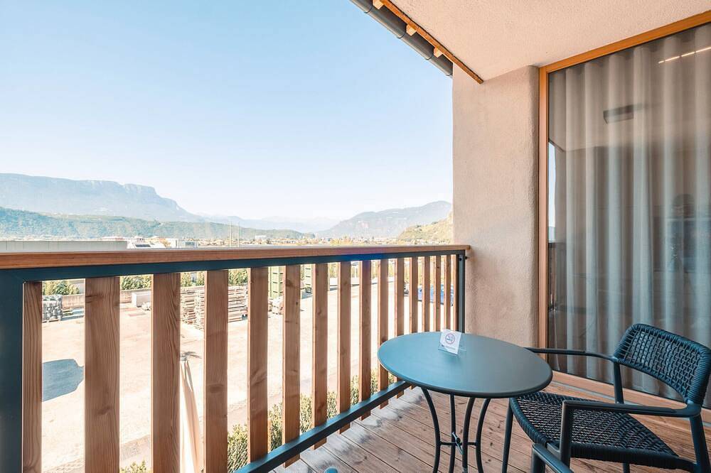 Ganze Wohnung, Apartment 'Maso Renner 8' mit Bergblick, Wlan und Klimaanlage in Steinmannwald, Leifers