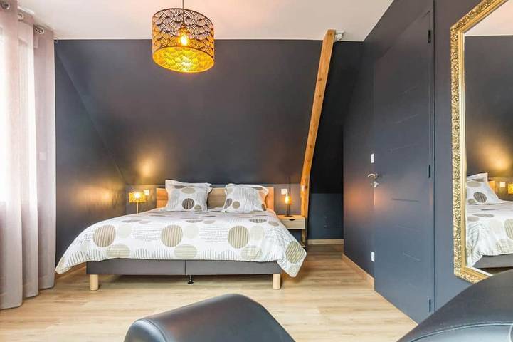 Gîte pour 8 personnes, avec Terrasse ainsi que Jardin et Sauna à Granville - 3