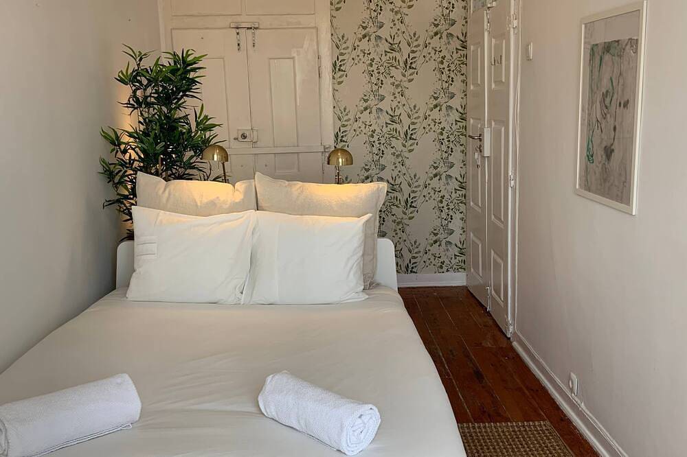 Charming 6 Bedroom Apartment w/ River View in Lissabon, Costa de Lisboa