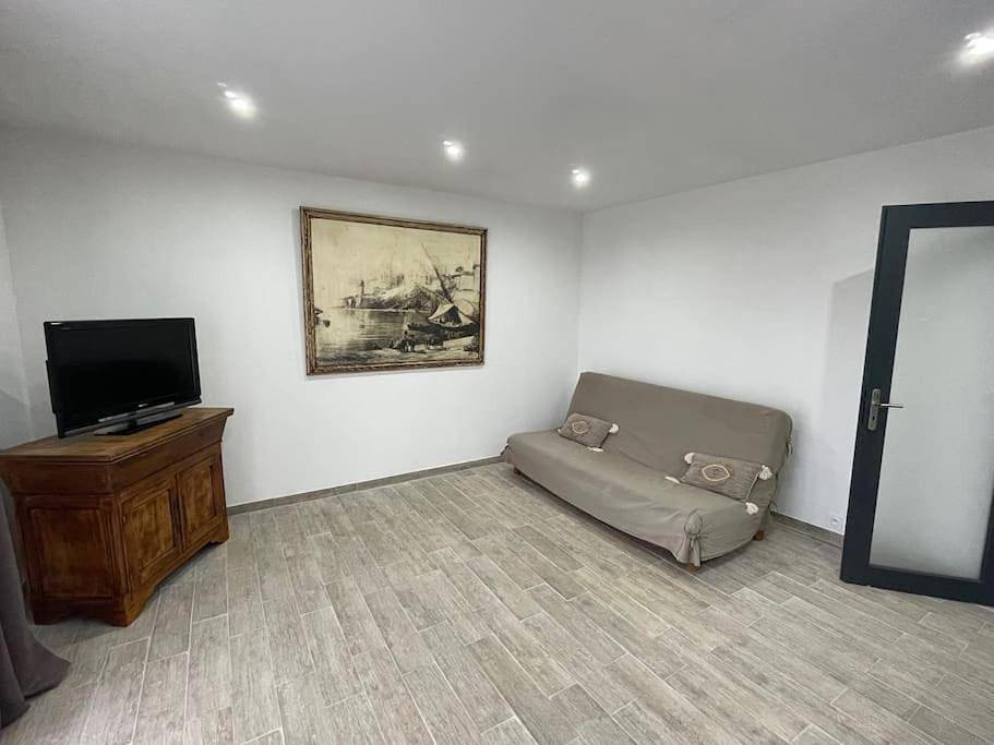 Appartement entier, U Secondu Appart neuf spacieux au calme in Aléria, Arrondissement de Corte