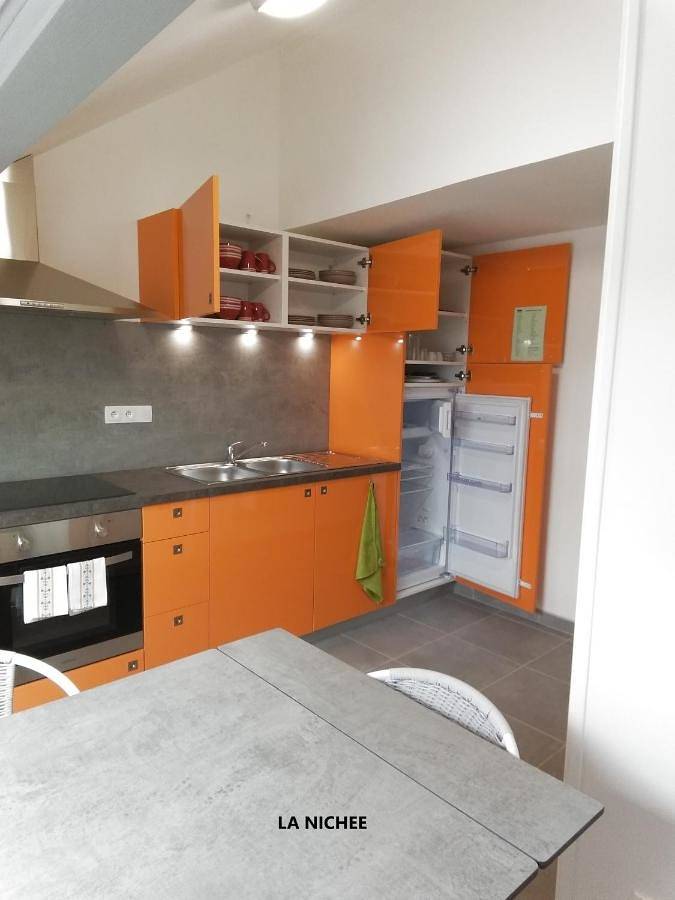 Gîte pour 2 personnes, avec vue à Cormaranche-en-Bugey - 3