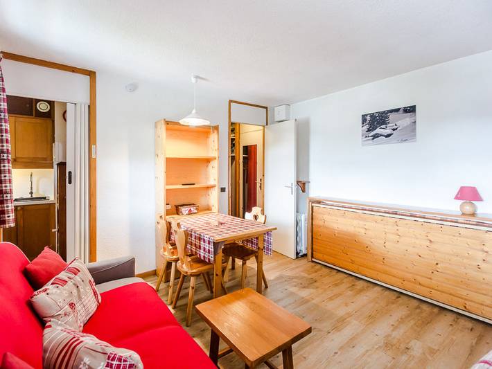 Studio entier, Studio rénové 3 pers, balcon sud, au pied des commerces et près des pistes in Bellentre, La Plagne-Tarentaise