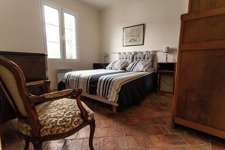 Location de vacances pour 12 personnes, avec terrasse et jardin, animaux acceptés dans Lac d'Aureilhan - 2