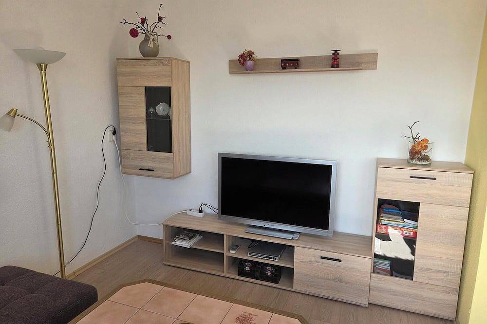 Ganze Wohnung, Ferienwohnung 'Erzgebirgsblick' in Bernsbach, Lauter-Bernsbach