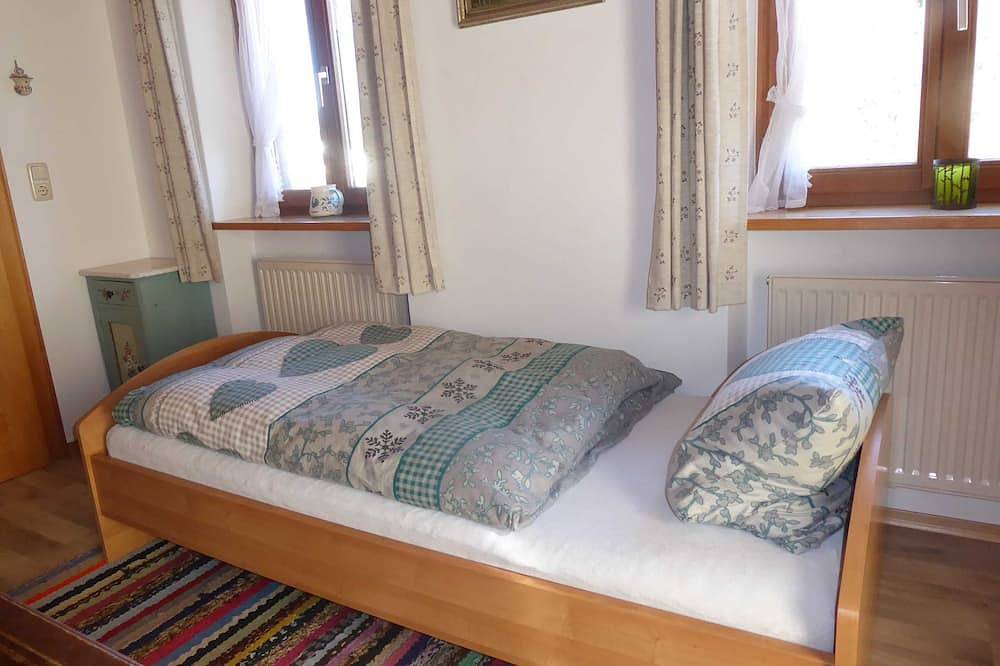 Dreibettzimmer - Haus Bamberger in Fischbachau, Spitzingsee