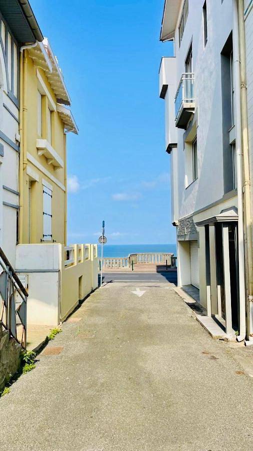 Location de vacances pour 8 personnes, avec vue et jardin, animaux acceptés dans Lagoondy Surf School Bidart - 4