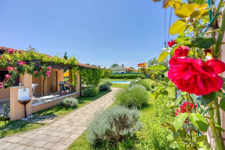 Ferienhaus für 3 Personen, mit Garten und Pool in Marčana - 3