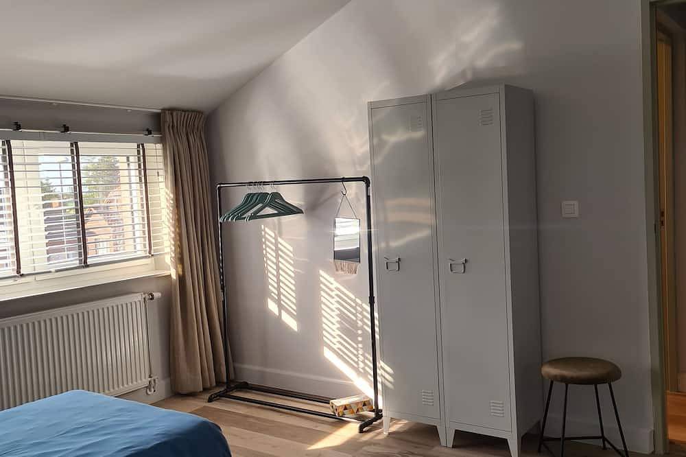 Geheel appartement, Nice 2-bedroom apartment nearby Maastricht in Riemst, Belgisch-Limburg