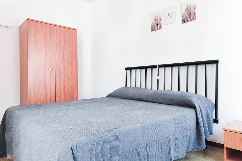 Hel leilighet, Seaside studio apartment with balcony in Lido di Jesolo, Jesolo-City
