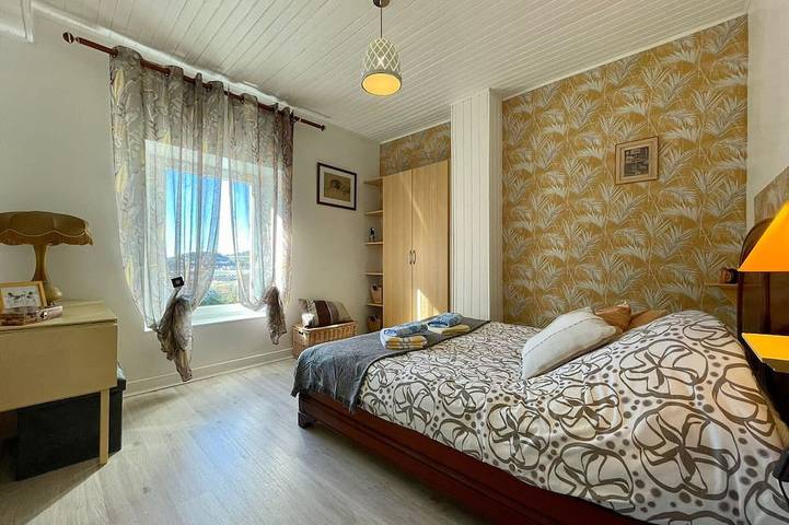 Gîte pour 5 personnes, avec jardin, animaux acceptés à Saint-Germain-Laprade - 3