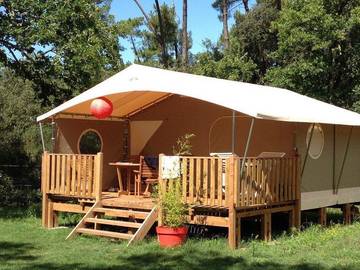 Camping für 4 Personen in Carsac-Aillac, Périgord Noir, Bild 1