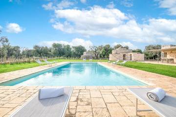 Villa for 6 People in Ostuni, Valle D'Itria, Photo 2