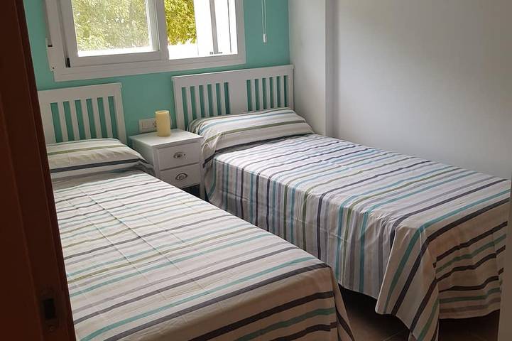 Gîte pour 4 personnes, avec balcon ainsi que jardin et piscine à Piles - 4