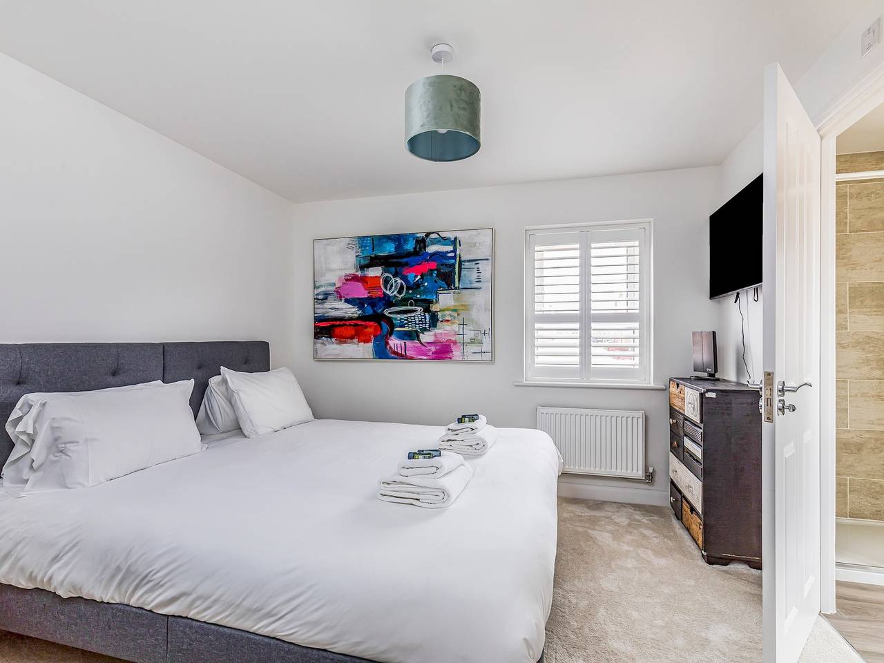 Modern Comfortable Home - Pass The Keys in Sussex Occidental