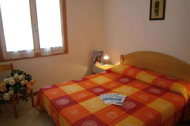 Bungalow für 6 Personen, mit Garten in Bibione - 4