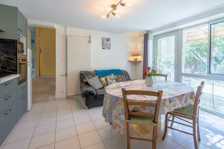 Ganze Wohnung, Apartment „La Glycine“ mit Bergblick, WLAN und Klimaanlage in Sahune, Nyons und Umgebung