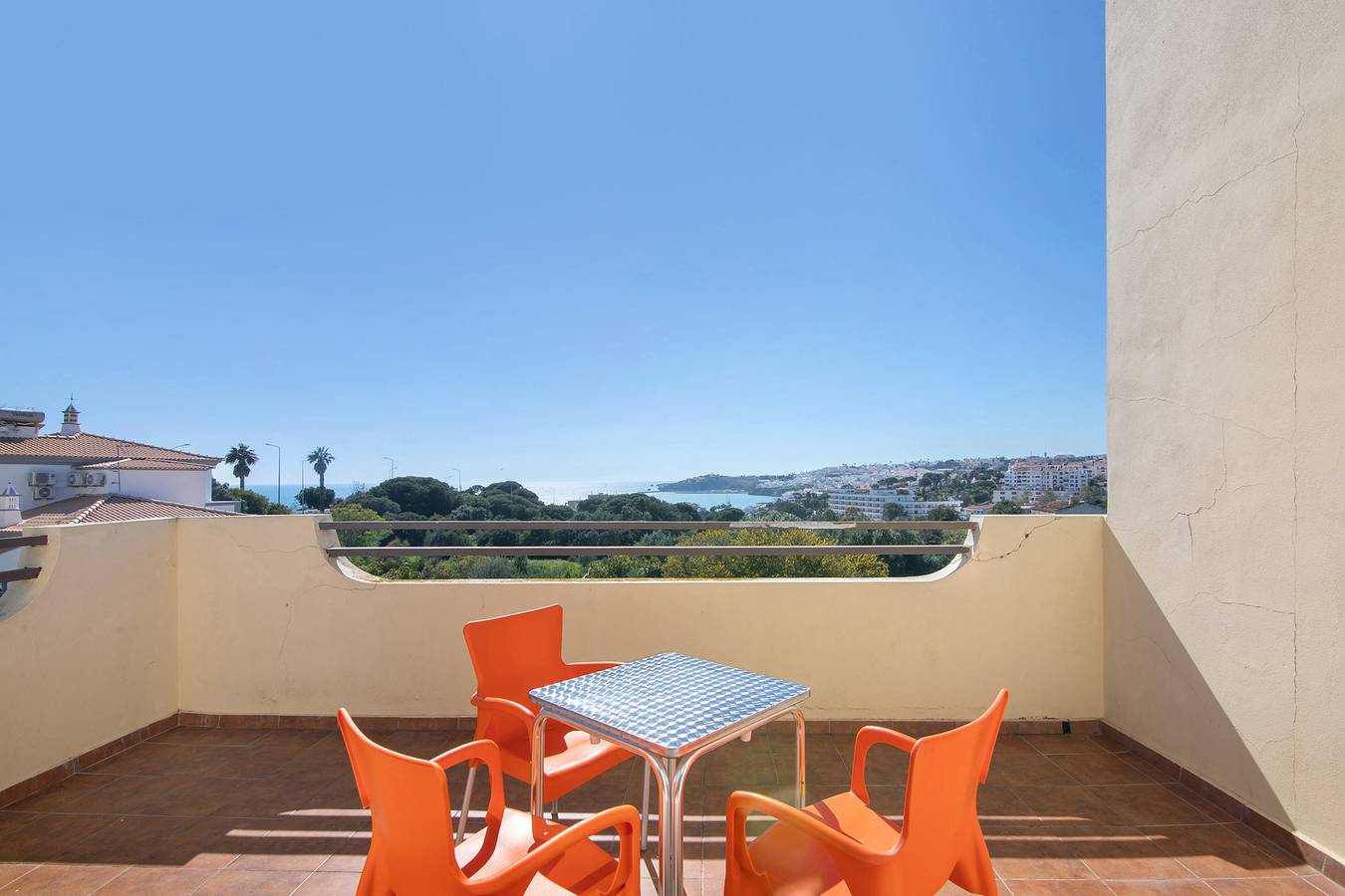 Holiday Home 'Breeze - Adults Only' with Sea View, Wi-Fi and Air Conditioning in Albufeira, Faro District