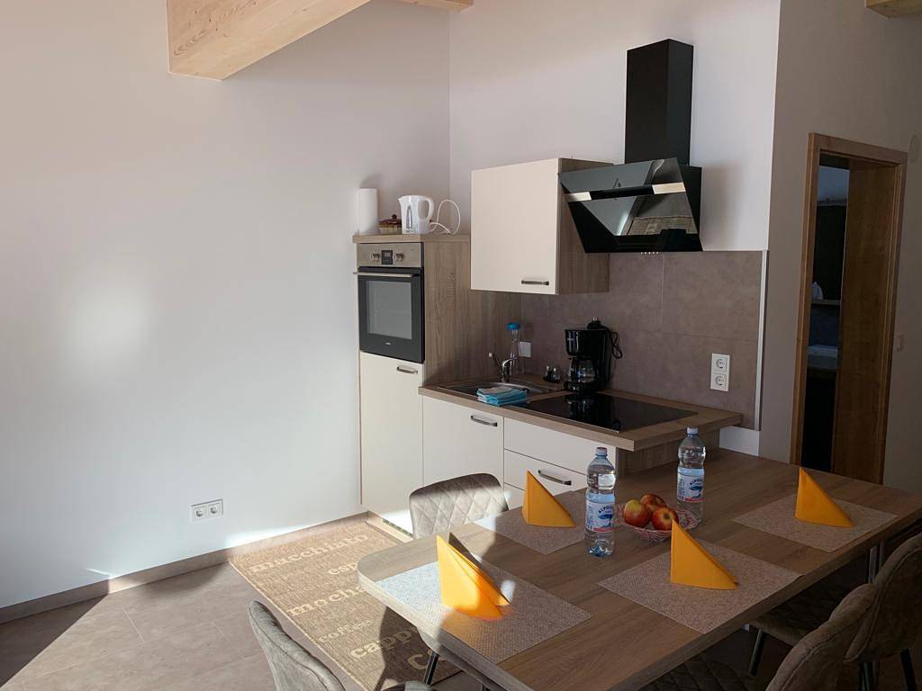 Ganze Ferienwohnung, Ferienwohnung 4, 1 Schlafzimmer in Hirschegg Kleinwalsertal, Mittelberg