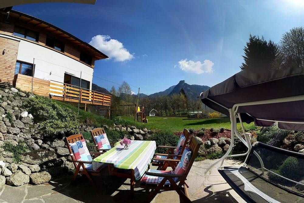 Ganze Wohnung, Apartments Seegartl /Ferienwohnung \"Ellmaustein\" mit Terrasse & Garten in Fuschl am See, Bezirk Salzburg-Umgebung