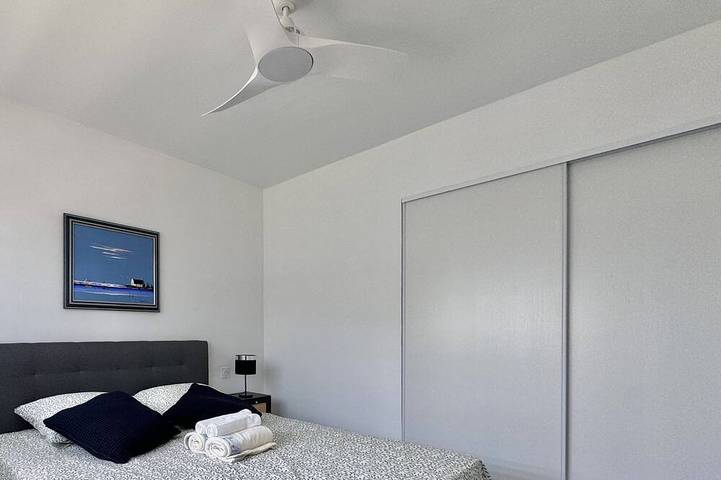 Gîte pour 4 personnes, avec balcon, animaux acceptés dans Port Des Salettes Carqueiranne - 2