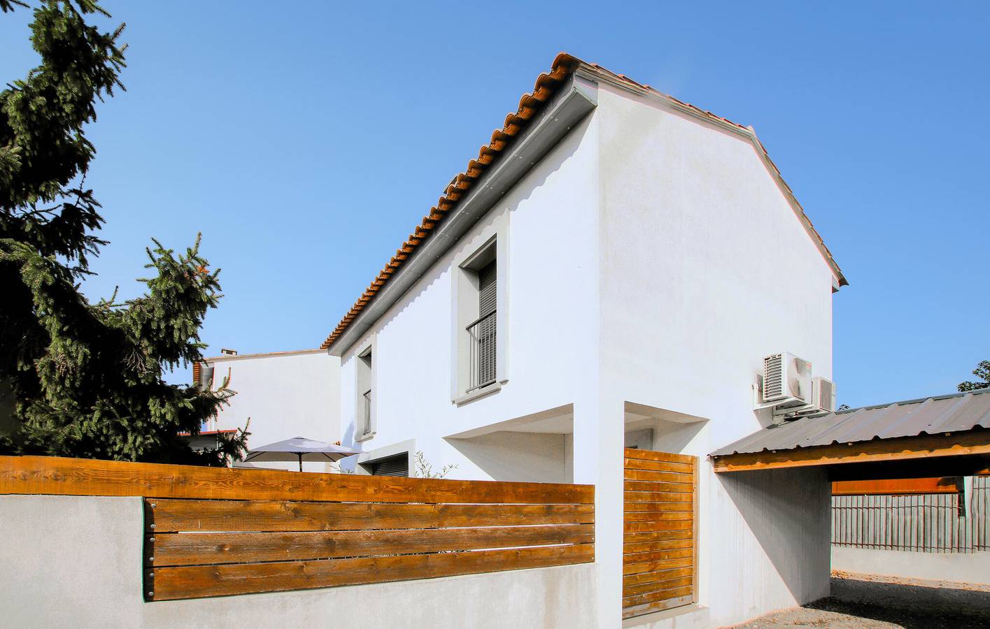 Gemütliche Ferienwohnung mit Terrasse, WLAN und Parkplatz in Salon-de-Provence in Salon-de-Provence, Aix-en-Provence und Umgebung