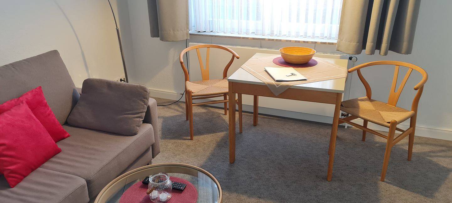 2-Raum-Apartment in zentraler Lage am Kurpark — Bild 2