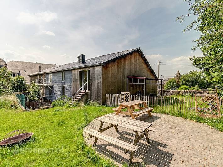 Location de vacances pour 20 personnes, avec balcon/terrasse et terrasse à Gedinne