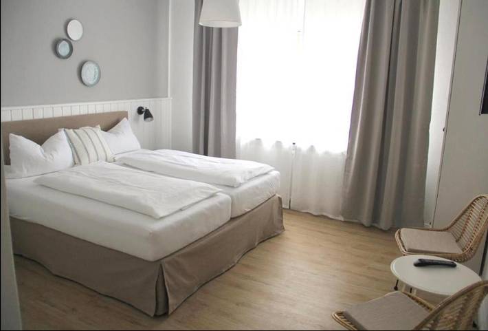 BnB für 3 Personen, mit Ausblick und Garten sowie Sauna, kinderfreundlich in Norddeich - 2