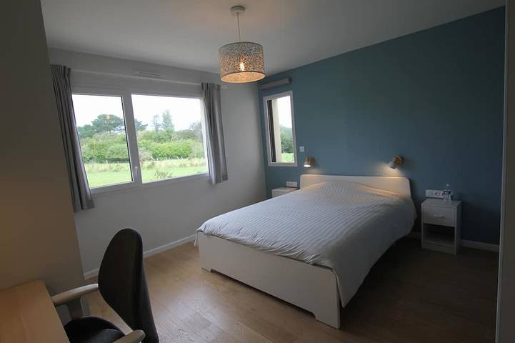 Location de vacances pour 9 personnes, avec jardin et terrasse dans Plage des Dunes (Penvénan) - 2