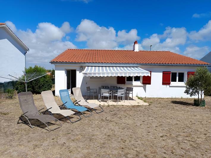 Ferienhaus für 6 Personen, mit Terrasse und Garten