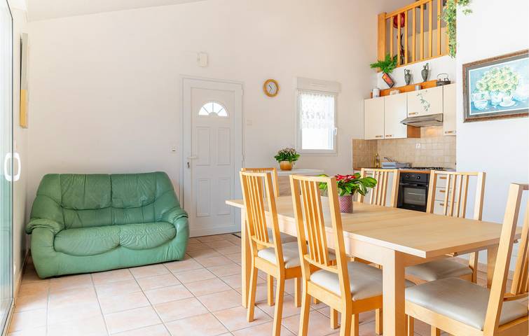 Appartement am Strand mit WiFi, TV und Parkplatz in L'Aiguillon-la-Presqu'île, Vendée